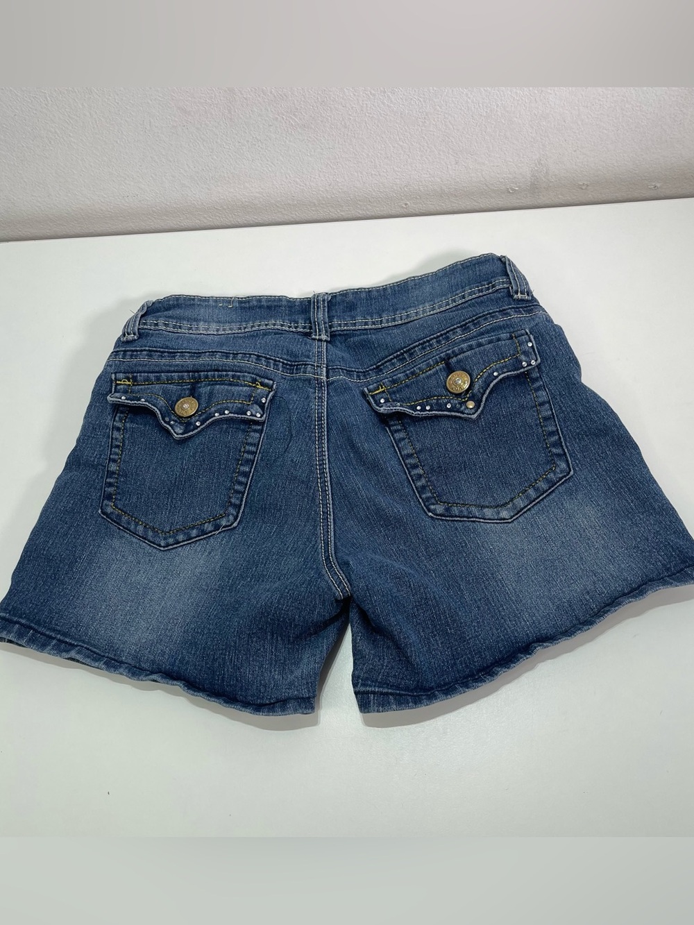 Y2K Southpole Jeans Denim Shorts Women's 9 Rhinestone Flap Pocket Grunge